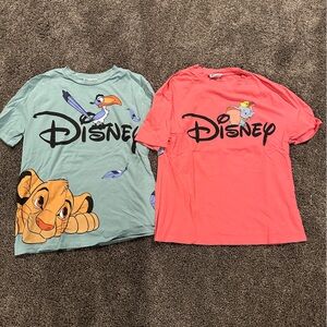💕 Moving Sale! 💕 
Zara Disney tees!